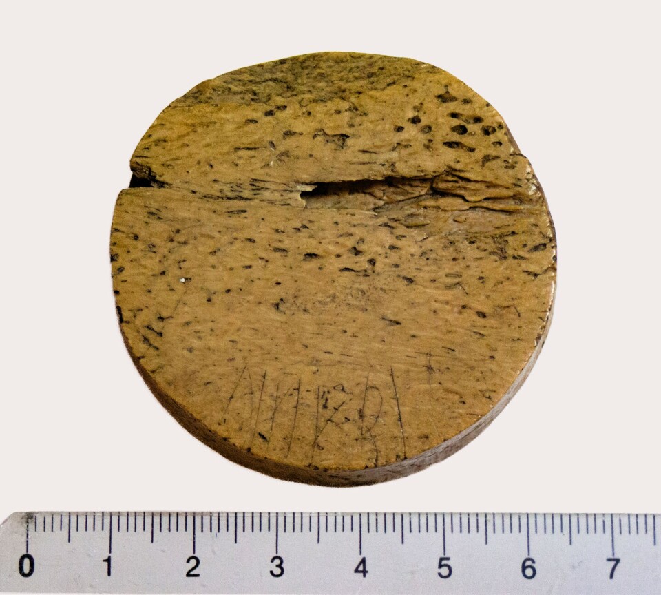 This game piece bears the name Viking. Was it the name of its owner, or did it have something to do with the game?