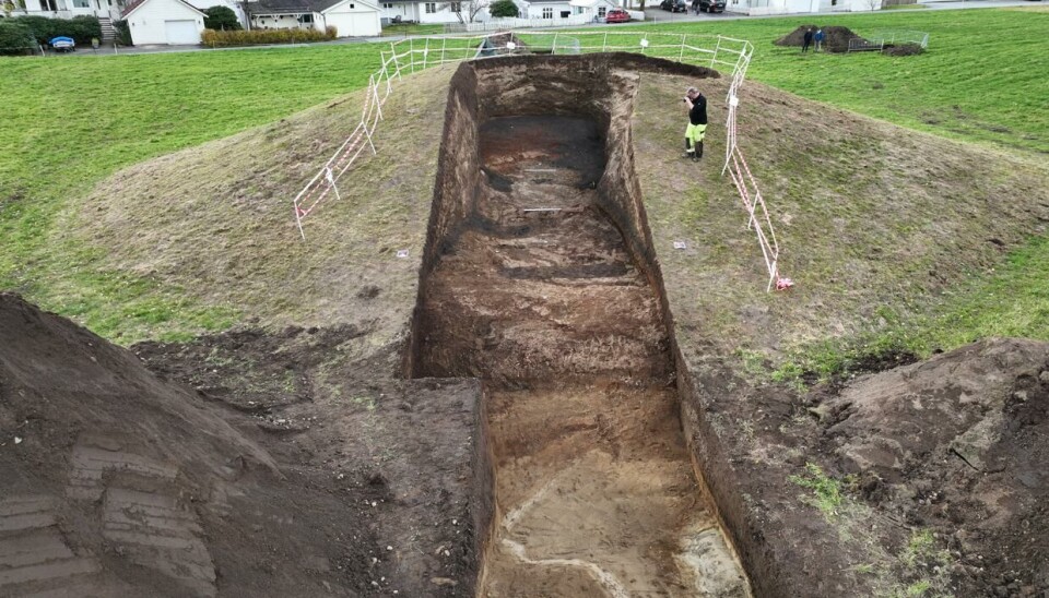 This is how it looked during the excavation of the Myklebust burial mound in Nordfjordeid. Utgravingen av Myklebusthaugen på Nordfjordeid.