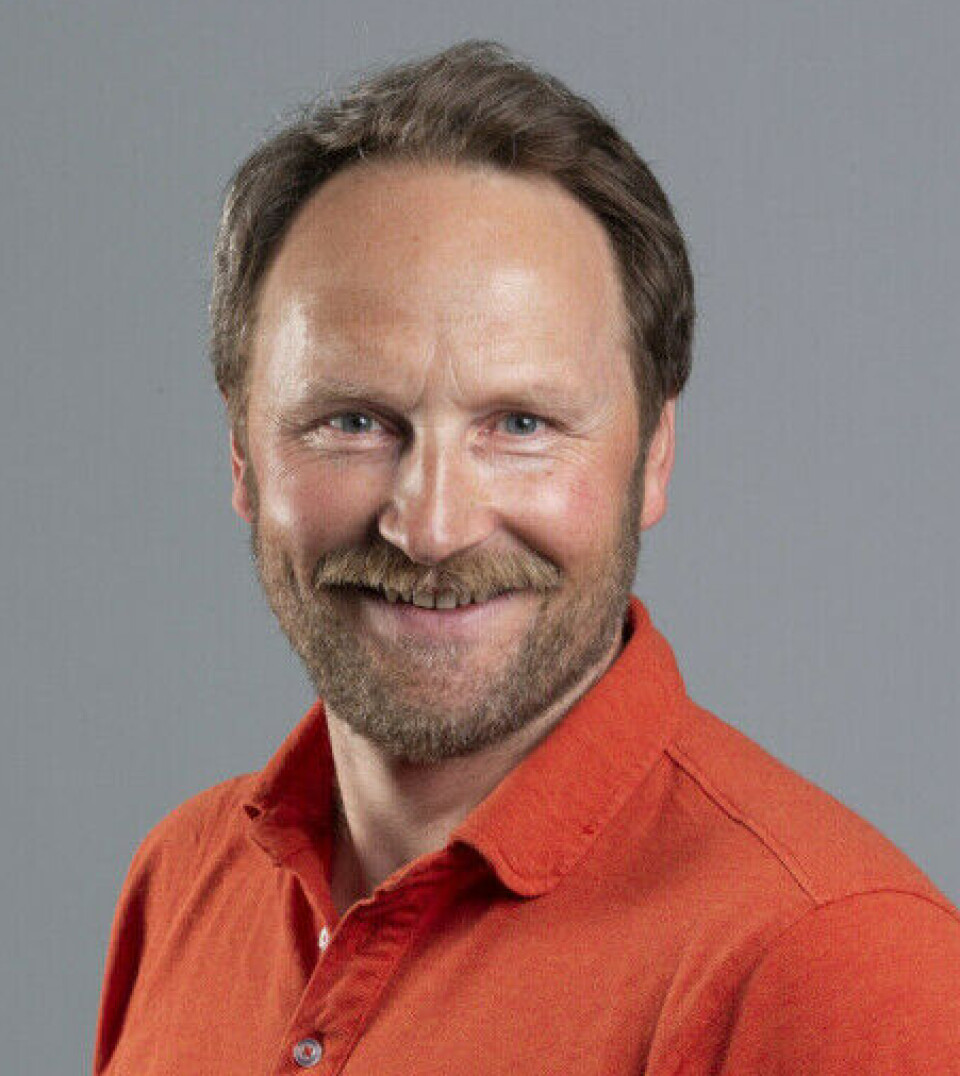 It is very difficult to study risk factors for dementia and obtain a completely watertight understanding of connections, Bjørn Heine Strand says.