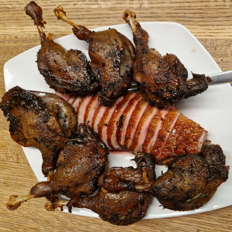 The main course was aged, smoked duck breast and leg, served with duck sauce. “This is heavenly. It couldn’t possibly have tasted this good in the 19th century,” said dinner guest Kari Saanum.
