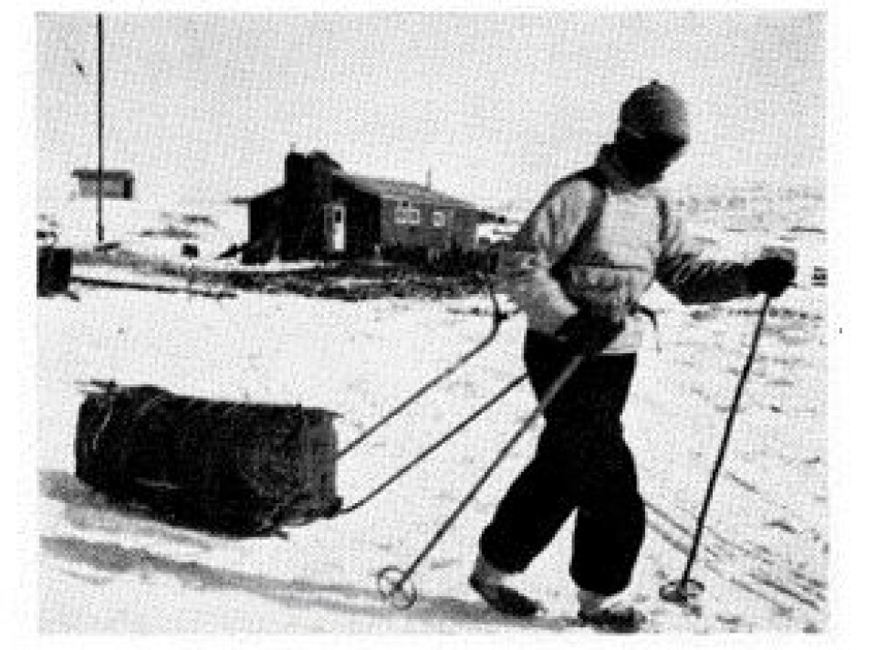 The image shows geologist Johannes Troelsen in the same area where the fossil was found.