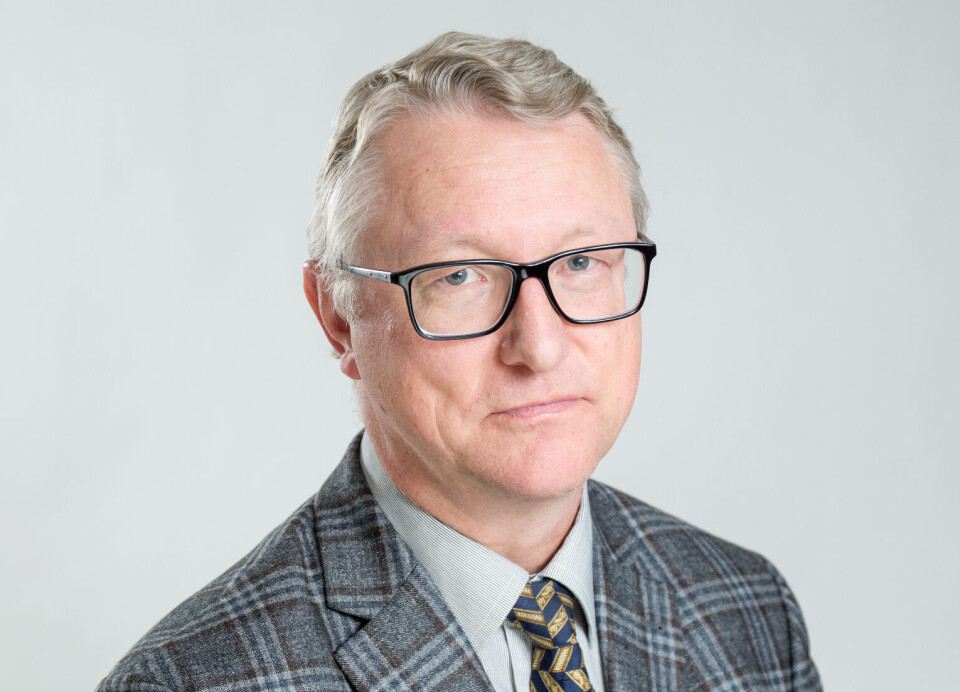 Thorkild Tylleskär researches HIV prevention in children in countries such as Zambia and Uganda at the University of Bergen. Nærbilde av mann med dressjakke.
