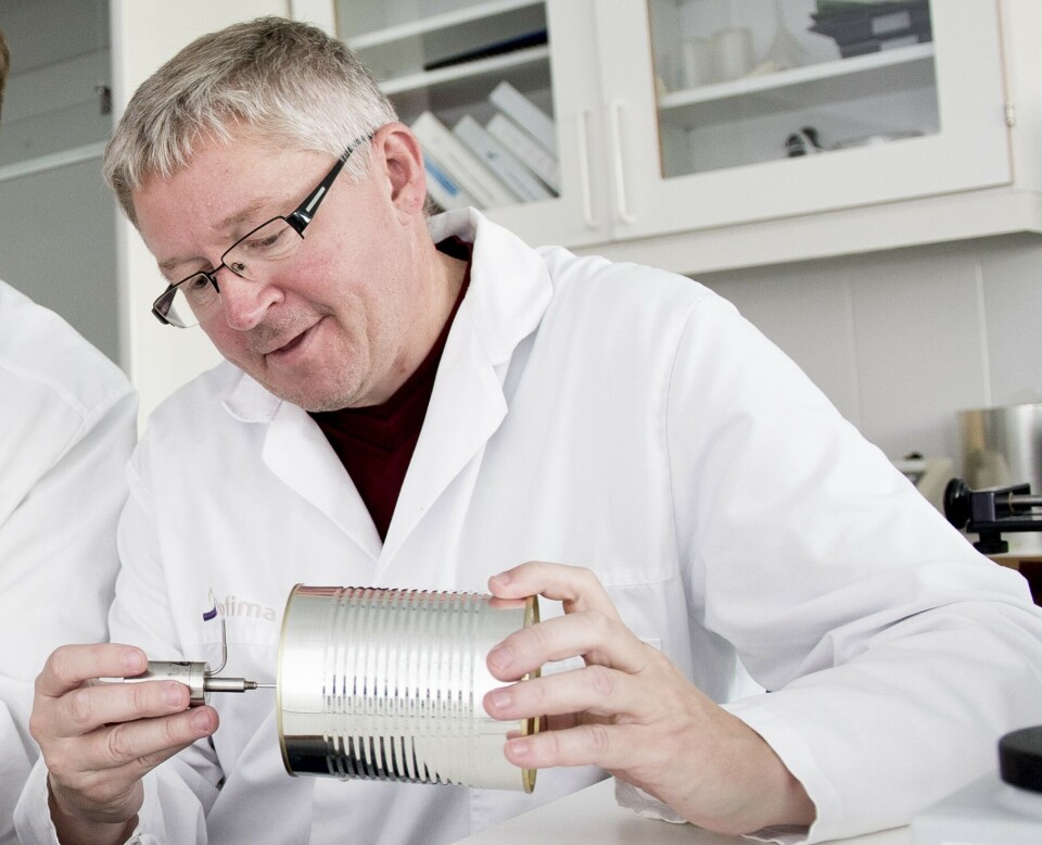 Research director Morten Sivertsvik believes that the metal tin – which is completely light- and airtight – is the best option for preserving canned goods over time.