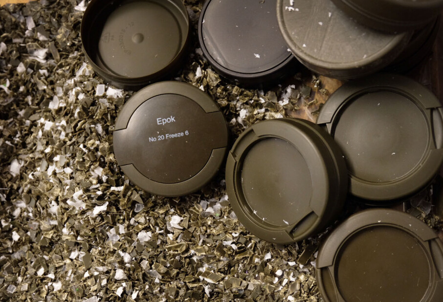 This is what students make from old snus boxes