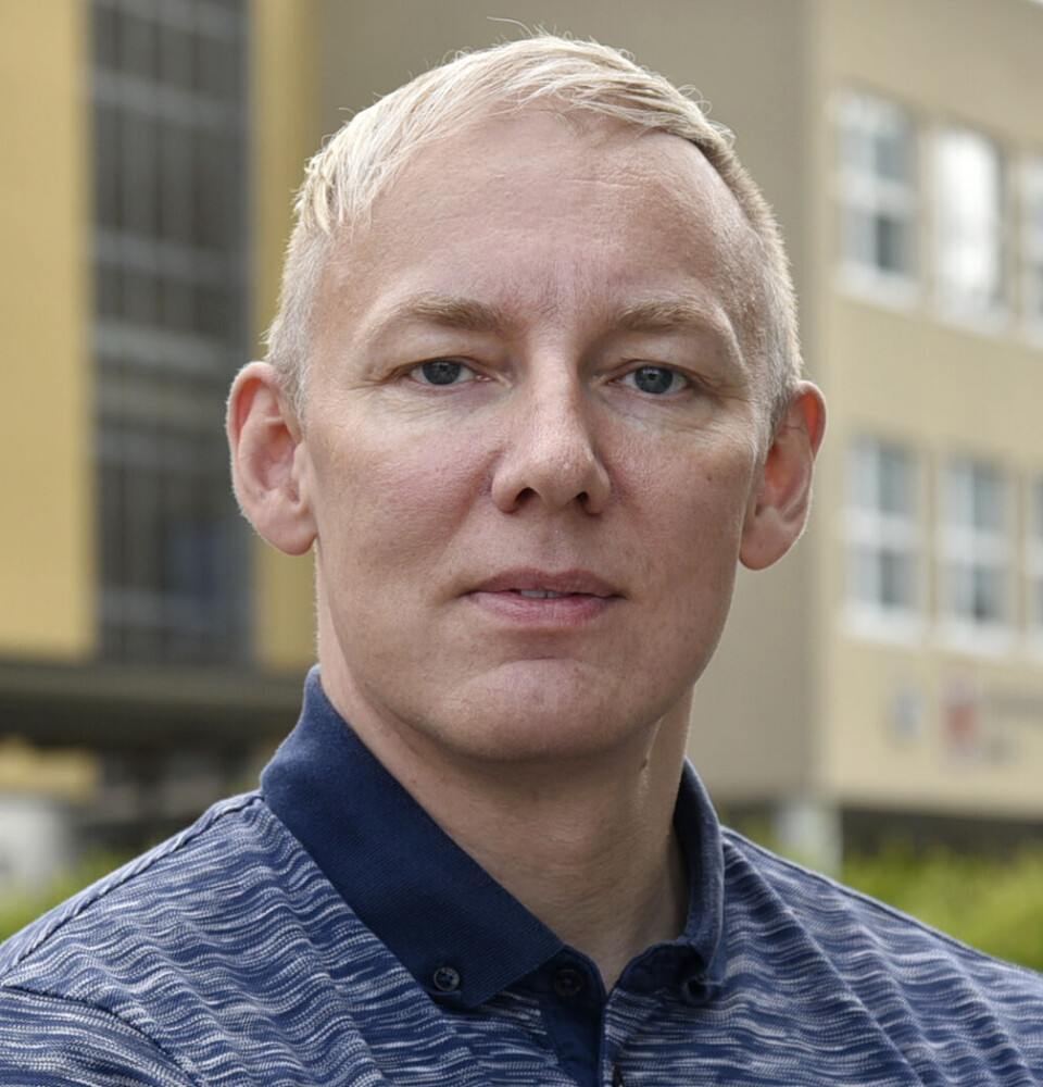 Bjørn H. Handeland's study shows that it is important to understand and use children's language backgrounds in language teaching.