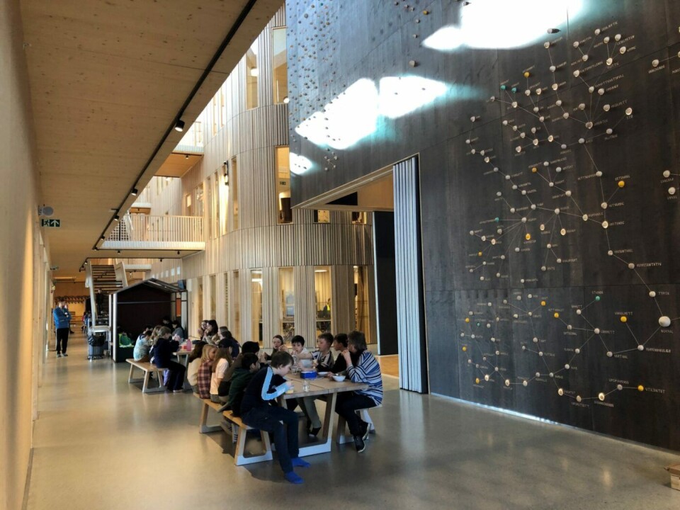 The ‘cultural axis’ at Huseby School in Trondheim connects the primary and secondary schools.