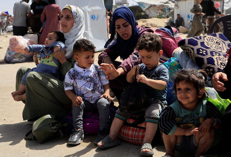 Palestinians are now fleeing from the city of Khan Younis.