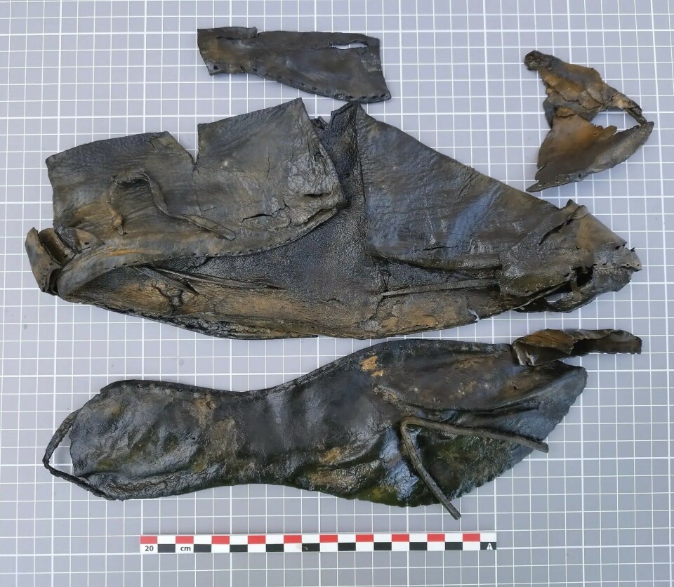 A strap shoe with a low ankle. Shoes are one of the things archaeologists find a lot of in medieval excavations. In Bjørvika, the preservation conditions have been especially good.