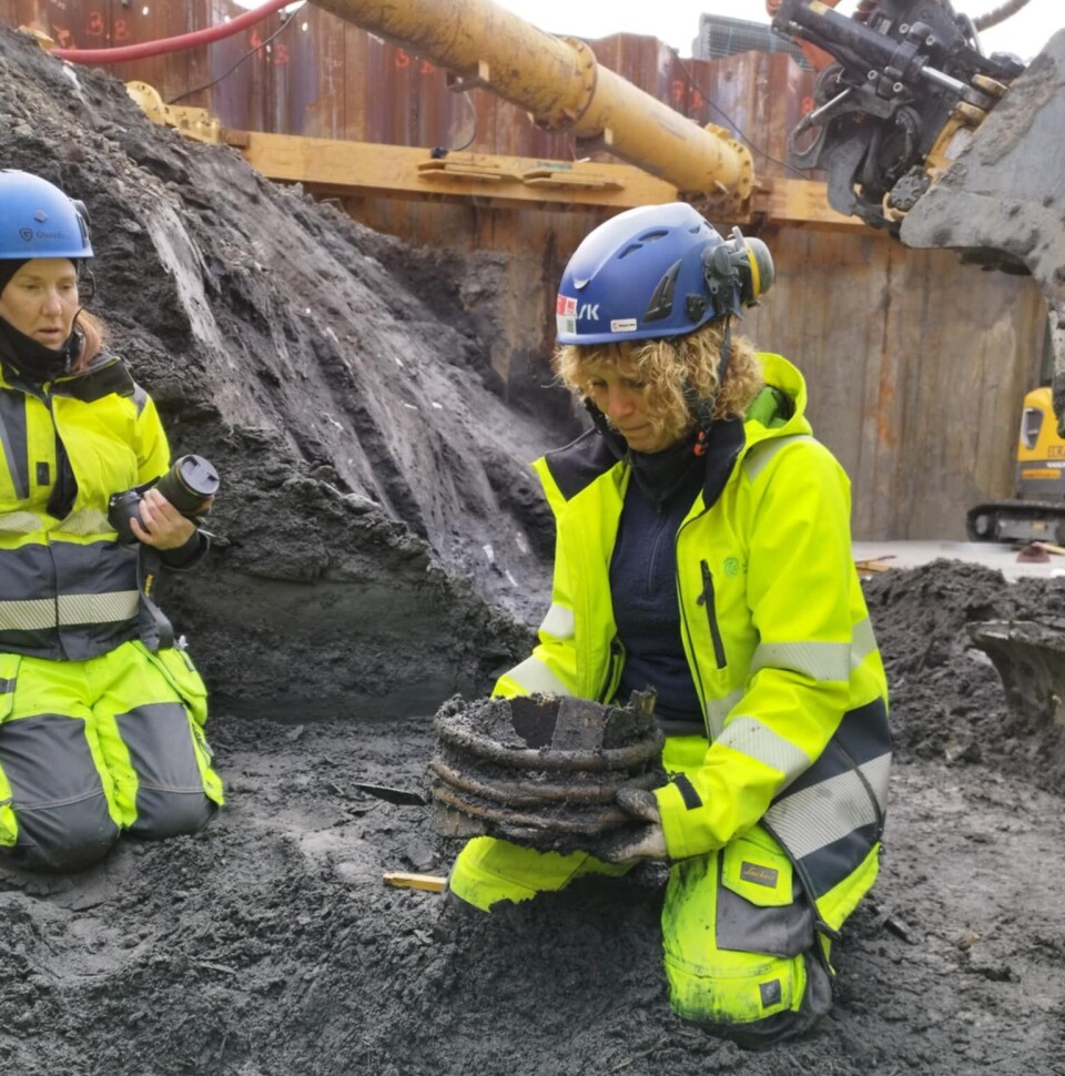 Marja-Liisa Petrelius Grue with a coopered vessel.