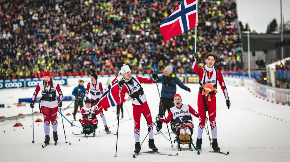 Sunniva, Trygve, Syver, Mikkel, Pia and Peder were participants in Team Pølsa and became folk heroes overnight. Here,they cross the finish line.