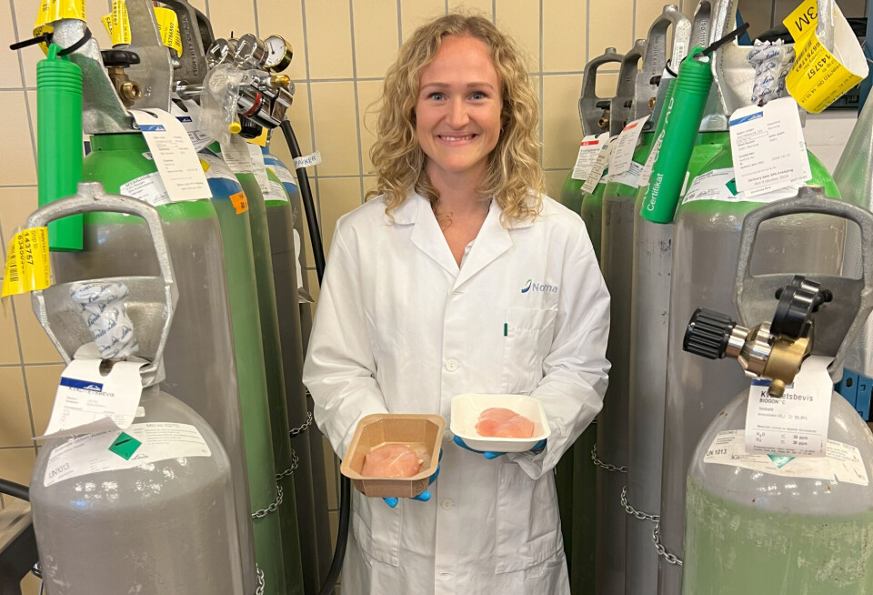 The researcher has tested cellulose-based trays with various types of plastic coatings for packaging chicken, beef, and salmon using MAP.