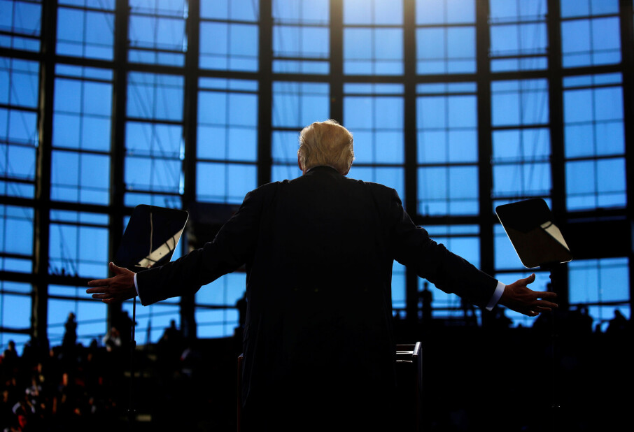 How crisis empowers the authoritarian leader