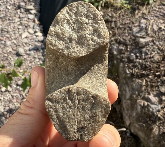 Archaeologists found a rare 9,000-year-old Stone Age hammer