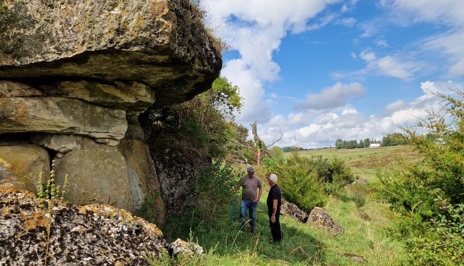 A family of seven lived under this rock for two years