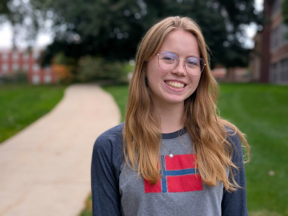 Julia Ronning encountered the Law of Jante when she lived in Norway. This is a social code that discourages focus on individual achievement in favour of the collective good. She disliked it, but otherwise, everything was amazing. Portrett Julia Ronning.