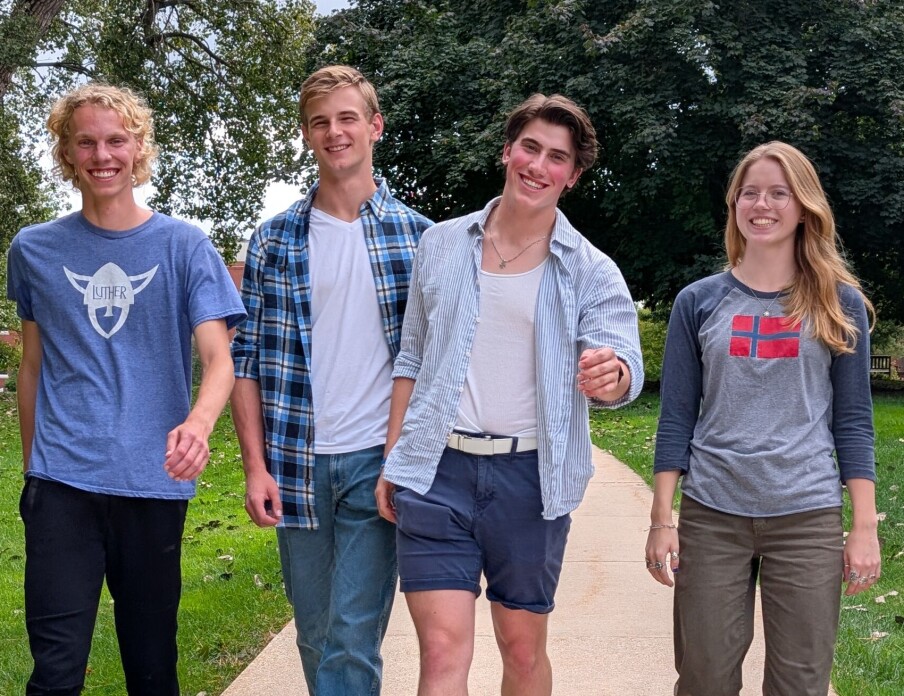Why are young Americans studying Norwegian?