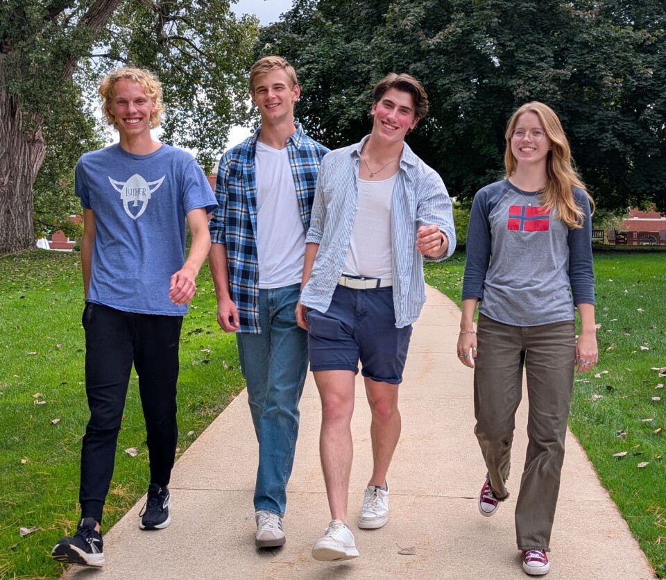 Why are young Americans studying Norwegian?