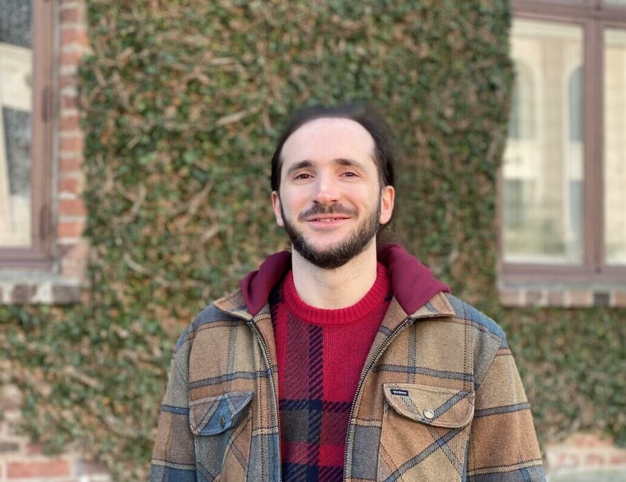 Researcher: How to spot AI-generated videos