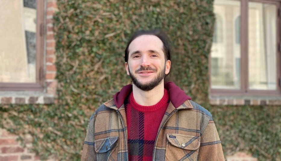 Researcher: How to spot AI-generated videos