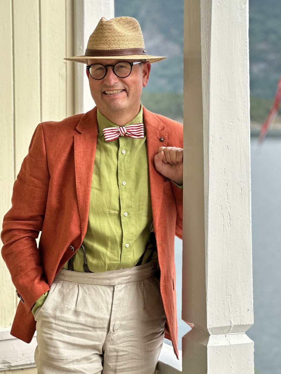 Bjørn Sverre Hol Haugen works, among other things, with folk costumes at the Norwegian Folkemuseum.