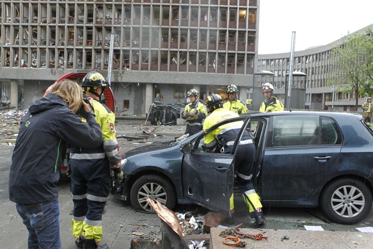 Xopdagi biseksual yigit